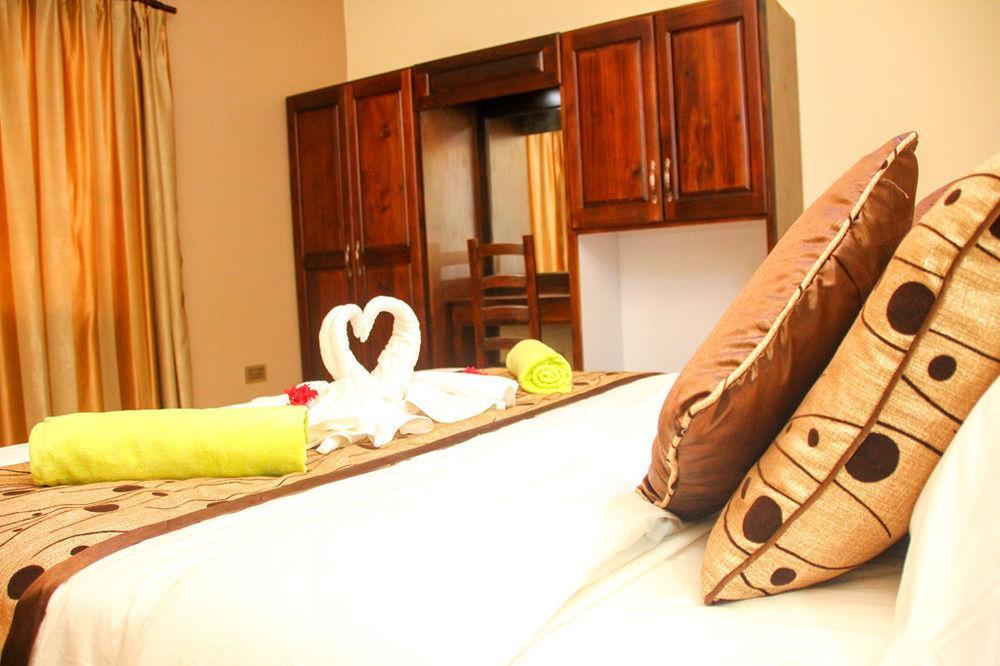 Chez Bea Luxury Villa Baie Sainte Anne Dış mekan fotoğraf