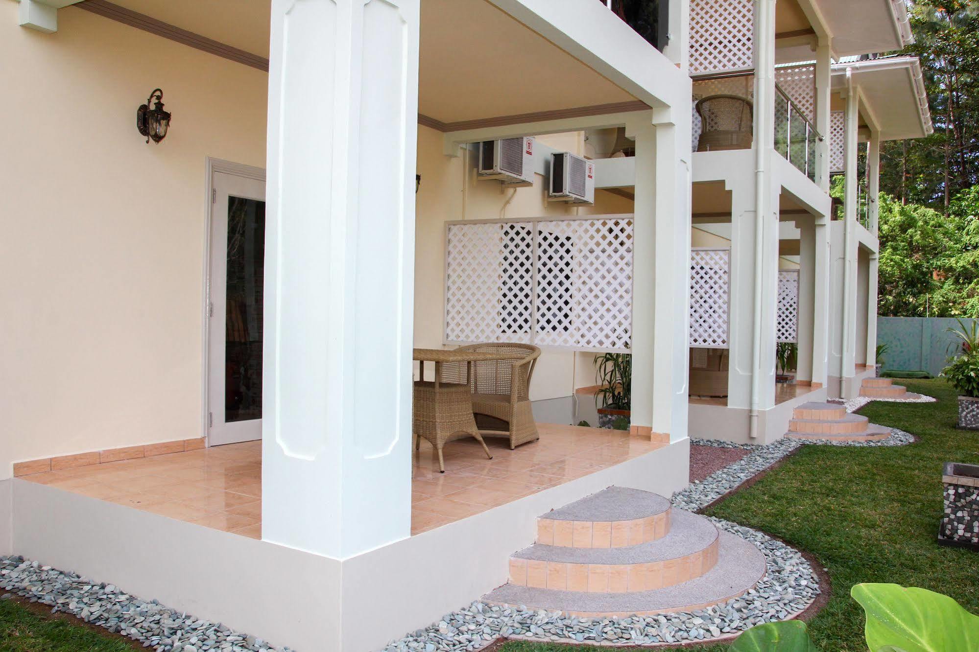 Chez Bea Luxury Villa Baie Sainte Anne Dış mekan fotoğraf