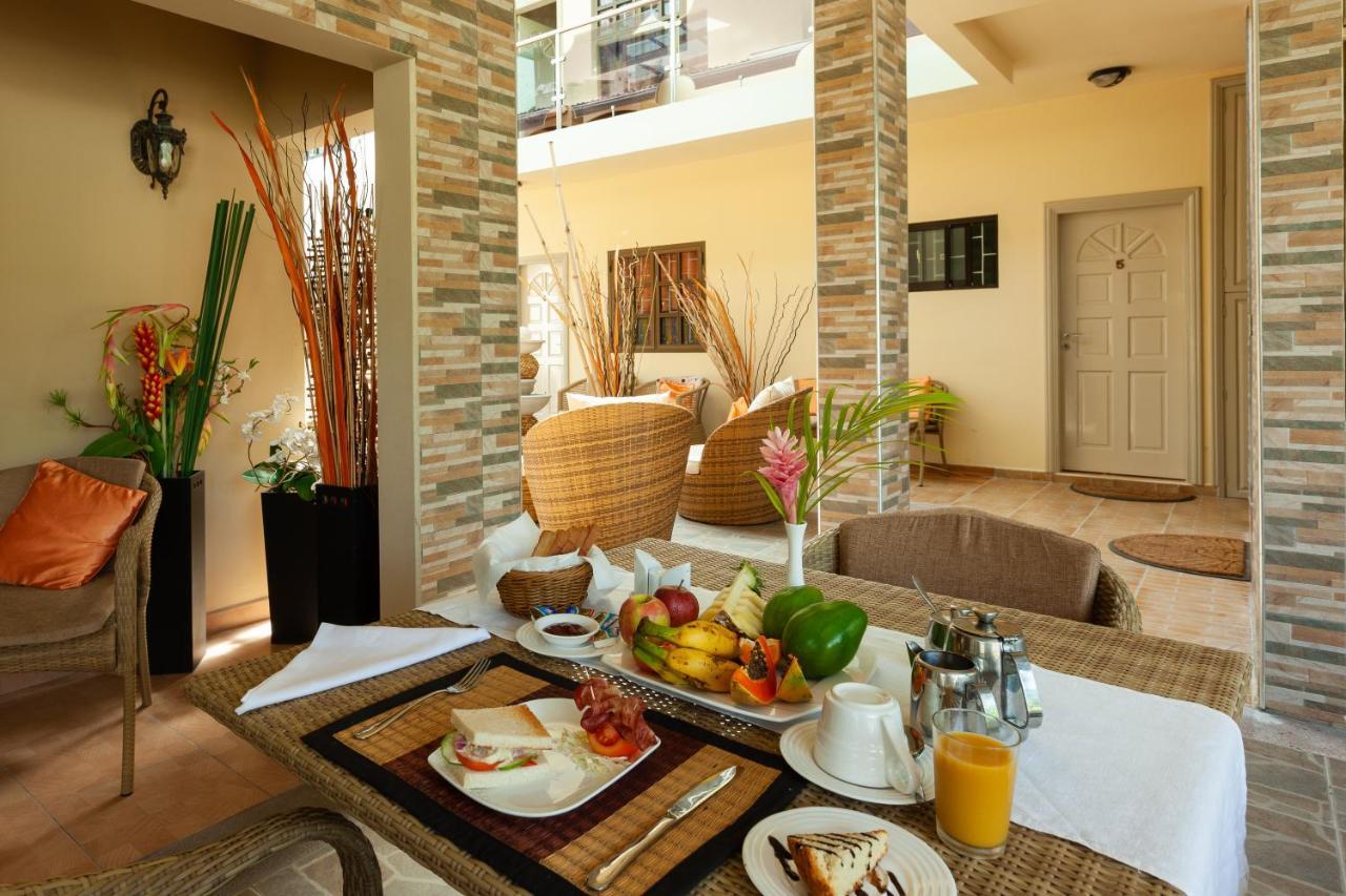 Chez Bea Luxury Villa Baie Sainte Anne Dış mekan fotoğraf